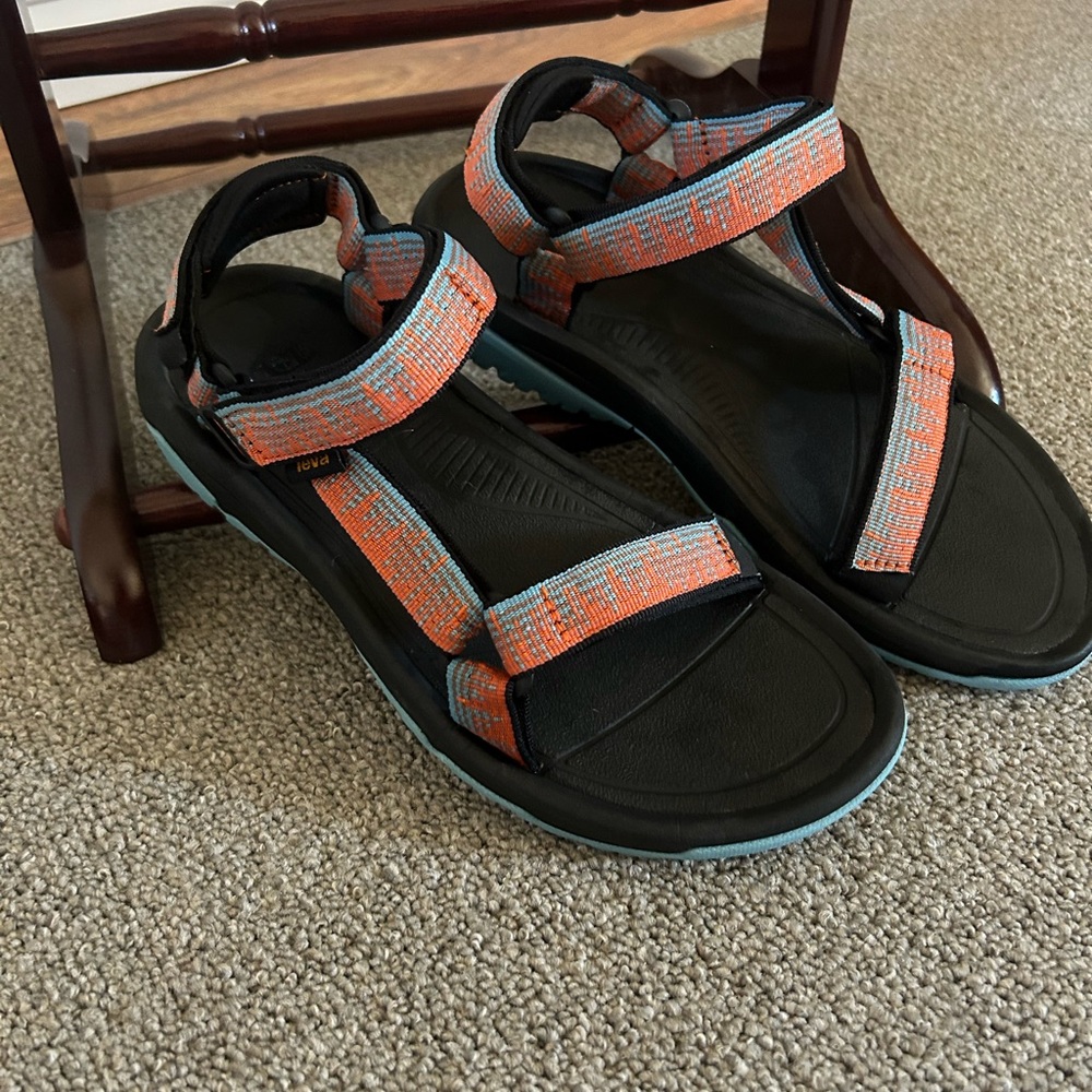 Teva Unisex HURRICANE XLT2 VEGAN HIKING SANDAL